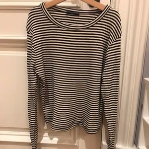black and white striped cropped long sleeve shirt